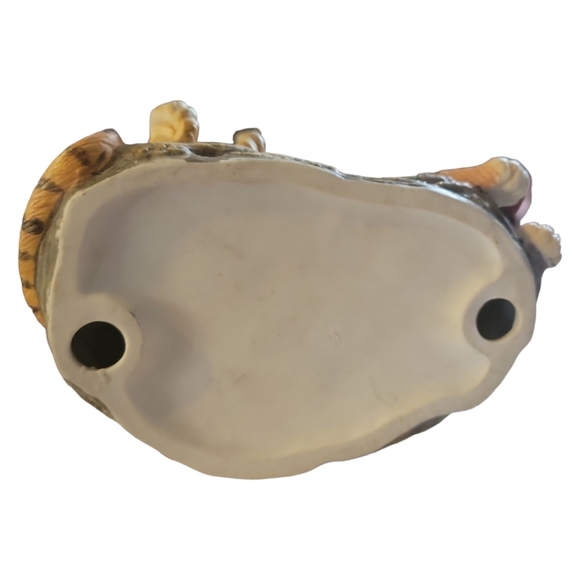 Vtg Bengal Tigress Mom Tiger Baby Cub Porcelain Figurine On Ceramic Rock Stone - Picture 6 of 6